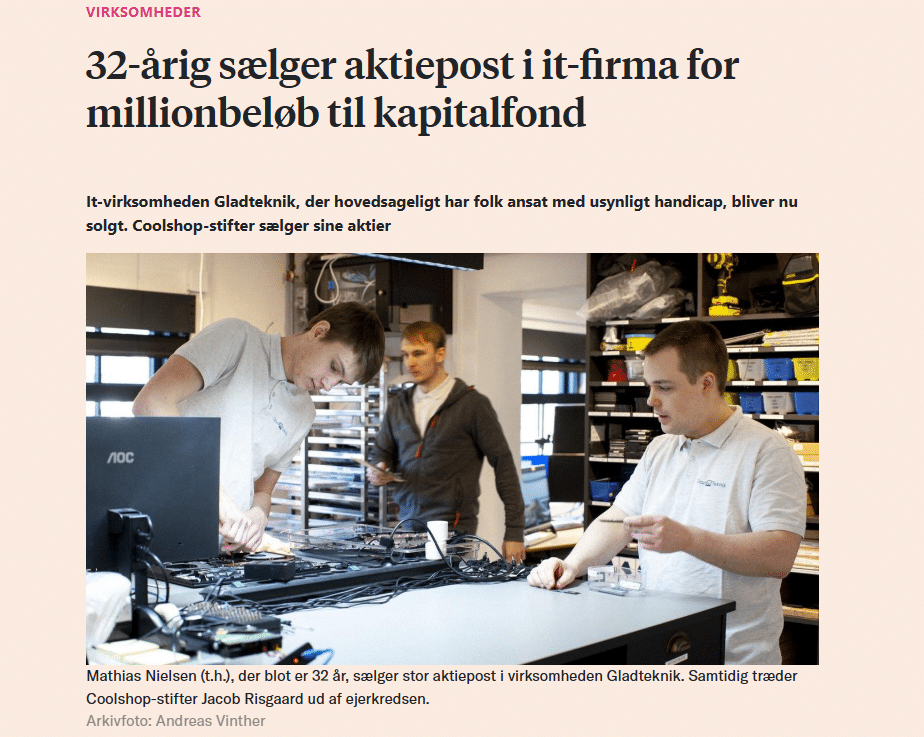 32-årig sælger aktiepost i it-firma for millionbeløb til kapital­fond